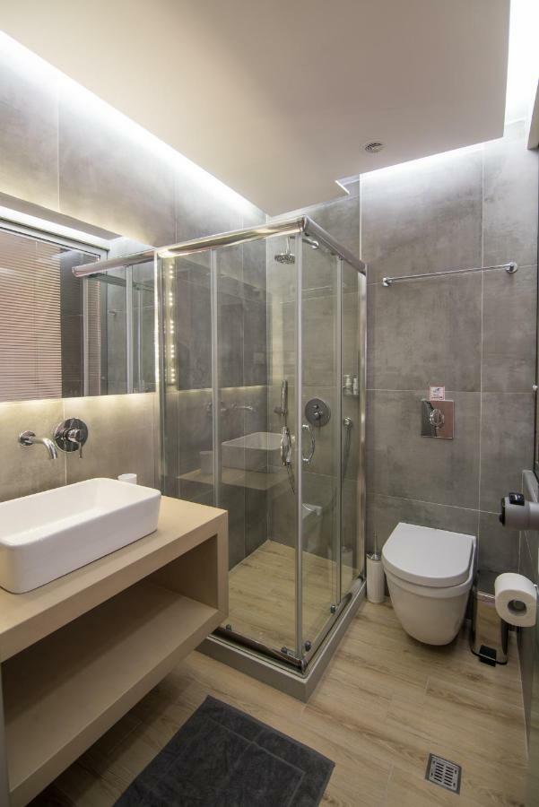 Utopia Luxury Apartment Chrissi Akti Chania Exterior foto
